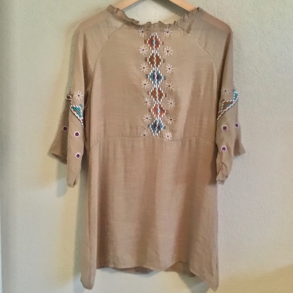 NWOT -Urban Mangoz embroidered boho tunic dress - Picture 2 of 7